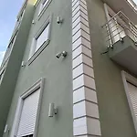 Erta * 格勒姆